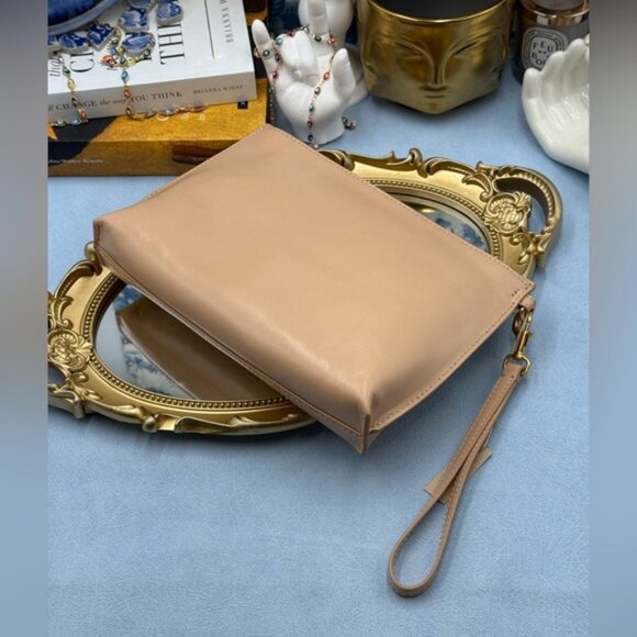 🆕 OROTON 🧿 NWT Mia Pouch Wristlet, Honey Nougat - Picture 8 of 13